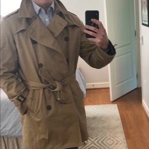 Banana Republic water resistant Trench Coat